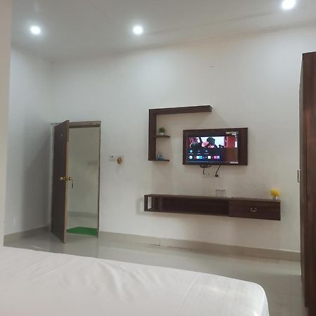 Abhiram Homestay ขชุราโห ภายนอก รูปภาพ