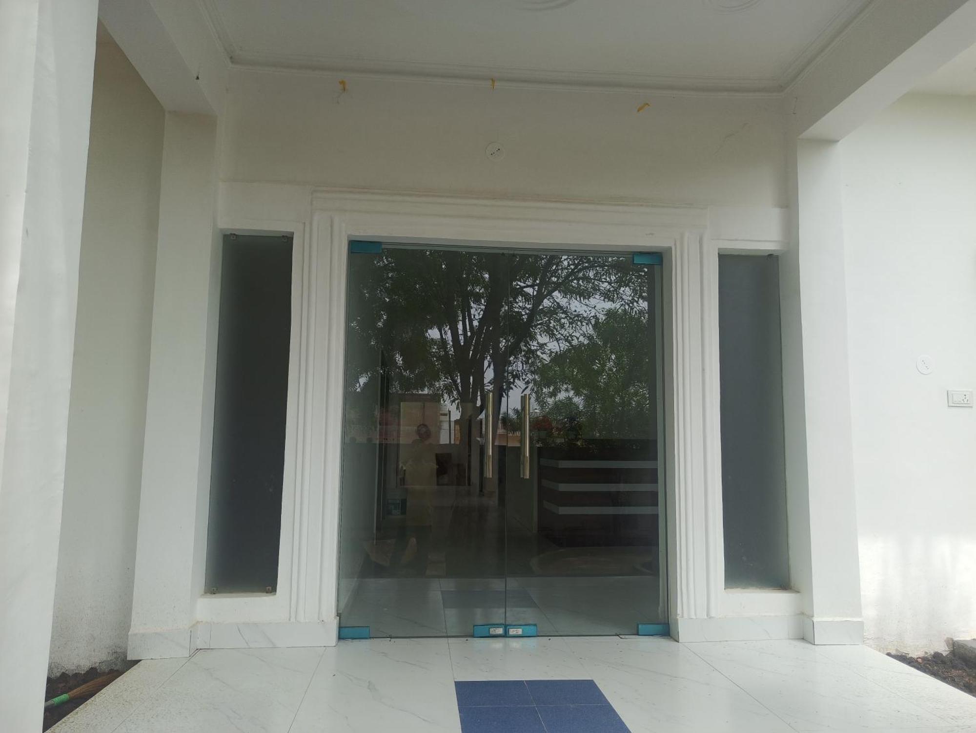 Abhiram Homestay ขชุราโห ภายนอก รูปภาพ